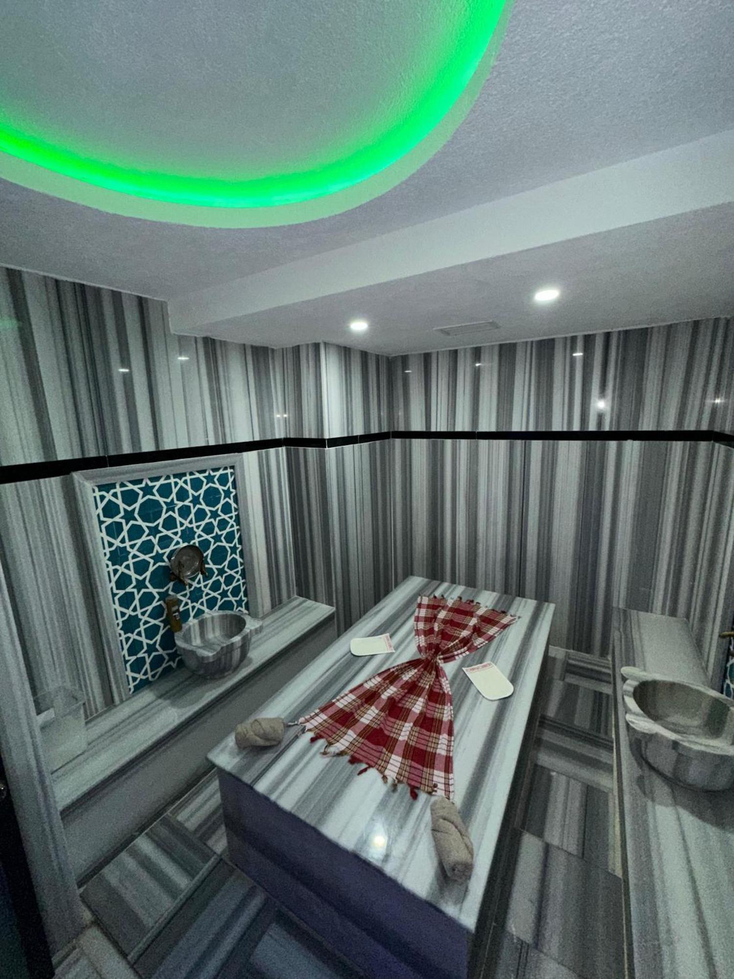 Grand Oezer Hotel Istambul Extérieur photo