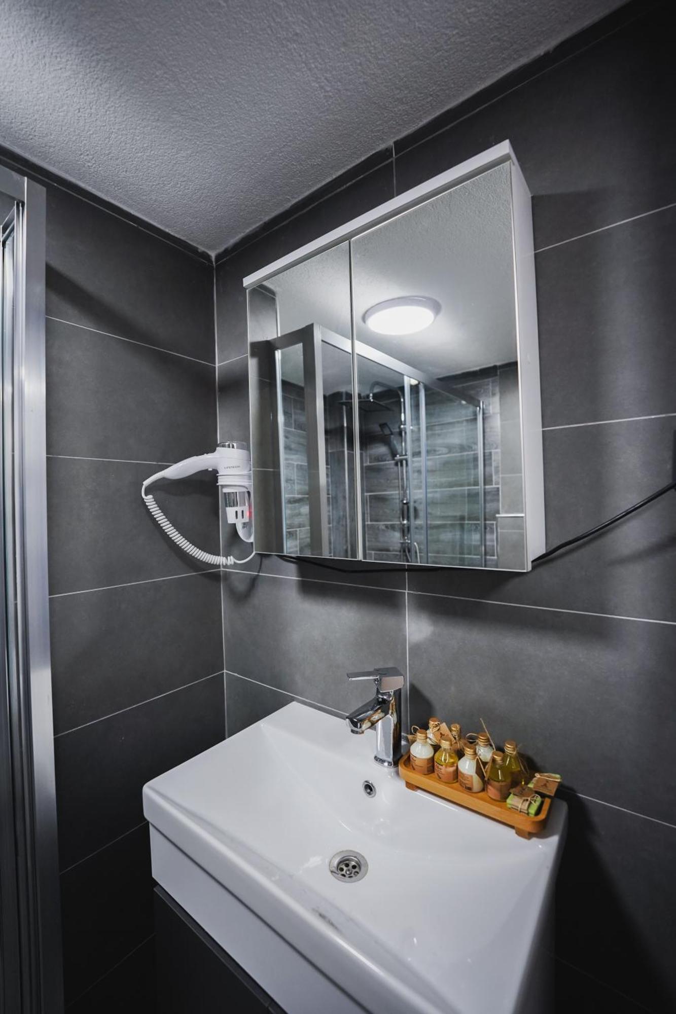 Grand Oezer Hotel Istambul Extérieur photo